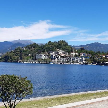 Apartamento Il Blu Di Laveno Exterior foto