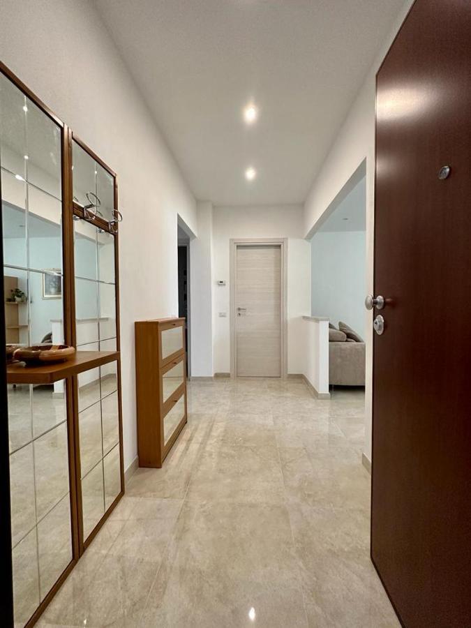 Apartamento Il Blu Di Laveno Exterior foto